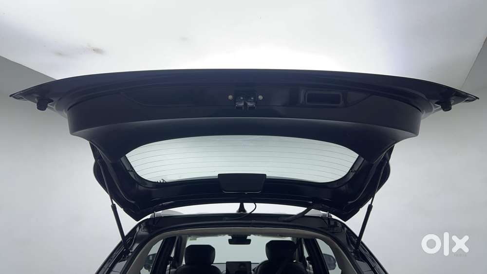 Honda Elevate Signature Black Edition Zx Cvt, 2025, Petrol