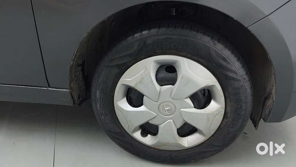 Tata Tiago 1.2 Revotron Xt Option, 2022, Petrol