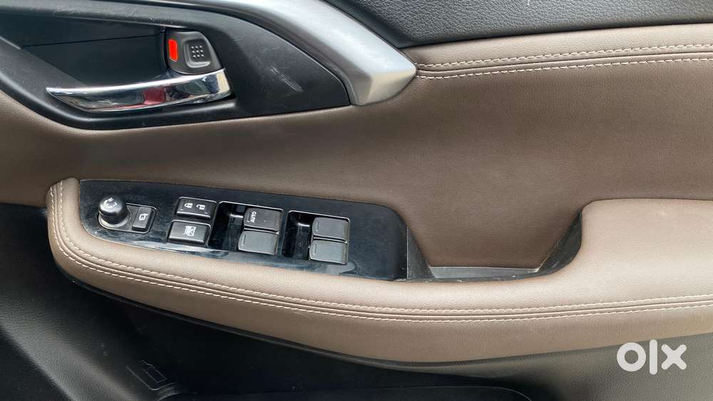 Toyota Urban Cruiser Hyryder 1.5 V Hybrid, 2022, Petrol