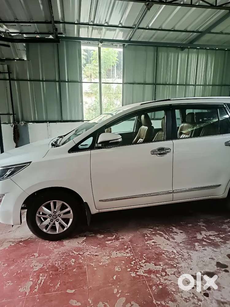 Innova Crysta