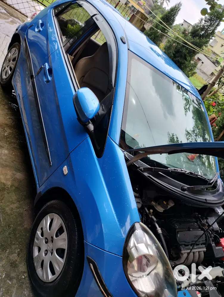 Honda Brio Petrol Mt 2012