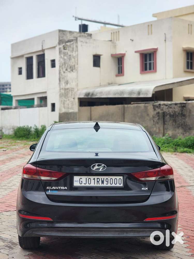 Hyundai Elantra 2.0 Sx Option, 2017, Petrol