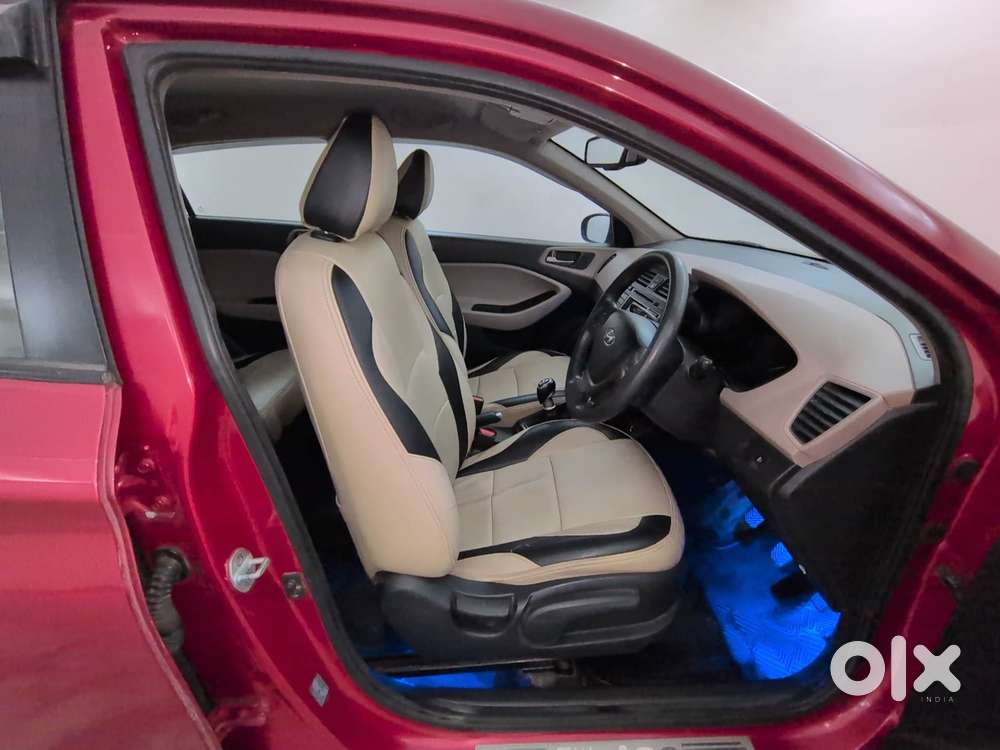 Hyundai Elite I20 Sportz (o) 1.4, 2015, Diesel