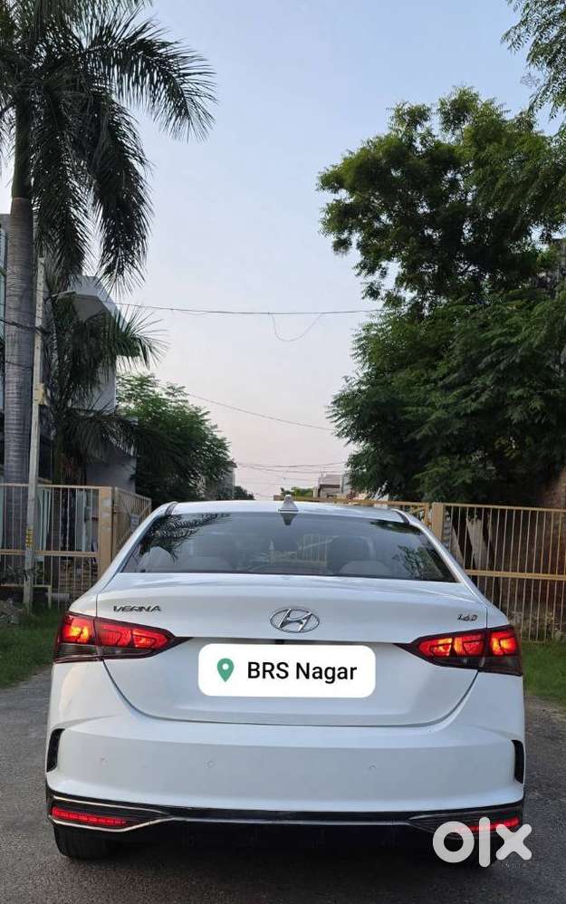 Hyundai Verna Crdi 1.6 At Ex, 2018, Diesel