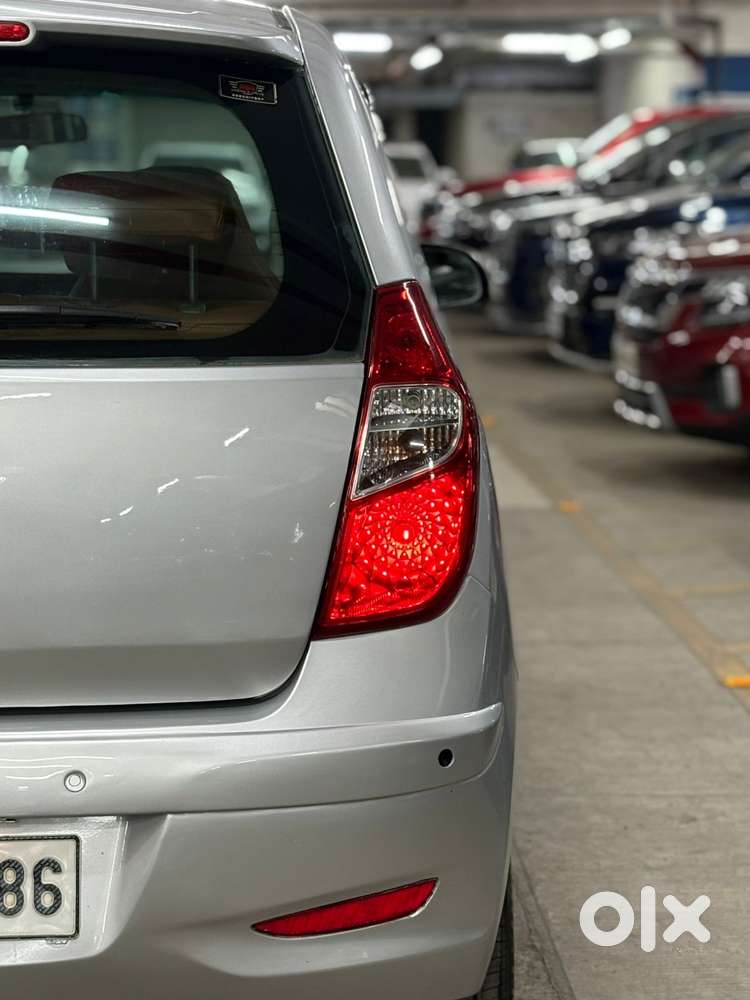 Hyundai I10 Sportz At, 2012, Petrol