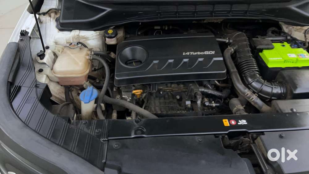 Kia Carens 1.4 Luxury Plus 6 Str, 2022, Petrol