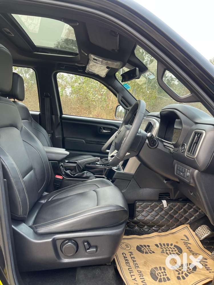 Mahindra Scorpio-n 2.0 Z8 L Petrol At 6 Str, 2025, Petrol