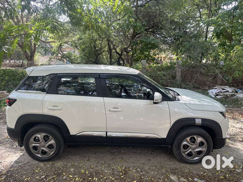 Maruti Suzuki Brezza 1.5 VXI SMART HYBRID, 2023, Petrol