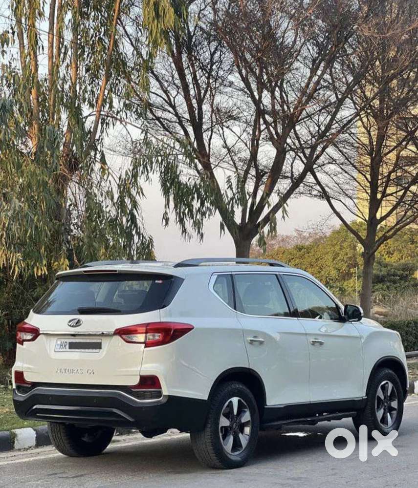 Mahindra Alturas G4, 2022, Diesel