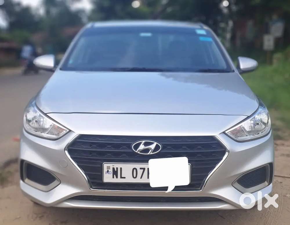 Hyundai Verna 2018 Petrol 49700 Km Driven