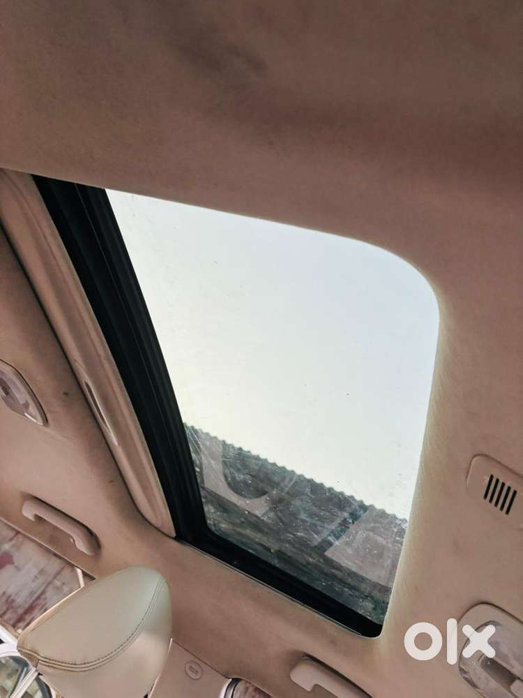 Mahindra Xuv300 W8 Option, 2023, Petrol