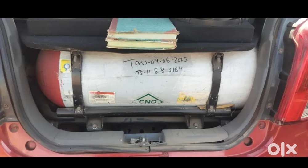 Alto 800 Cng+petrol / 5 Tyres Also 80 % Available,chill A/c