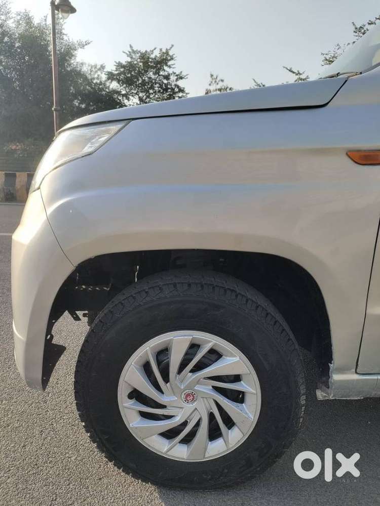 Mahindra Tuv 300 T4 Plus, 2016, Diesel