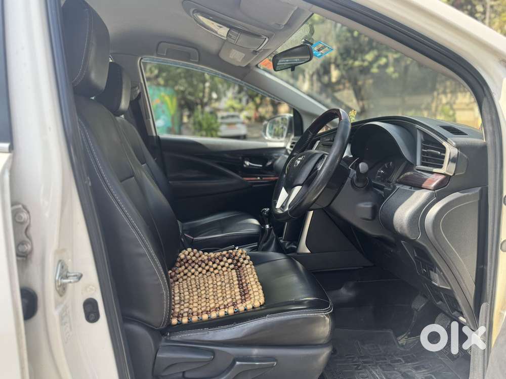 Toyota Innova Crysta 2.4 Vx Mt 8s, 2016, Diesel