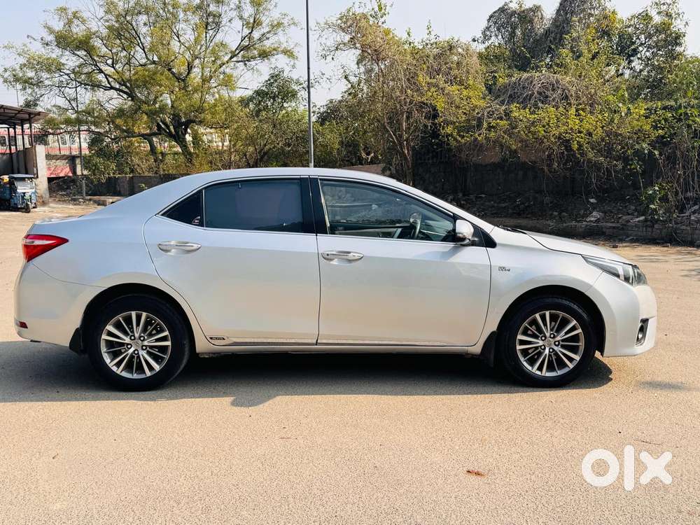 Toyota Corolla Altis Vl, 2015, Petrol