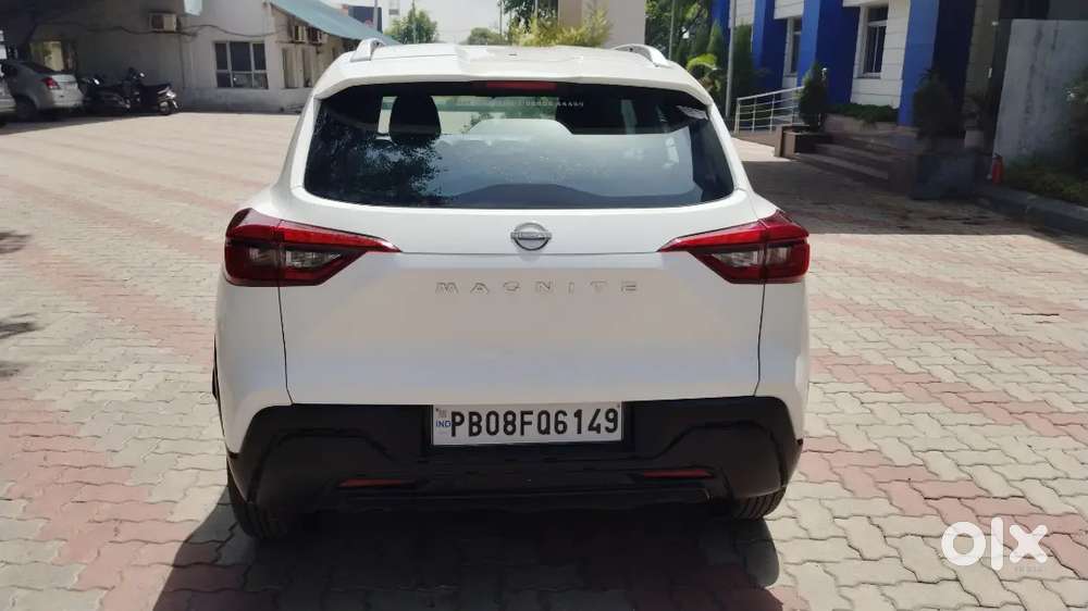 Nissan Magnite 2025 Petrol 11000 Km Driven