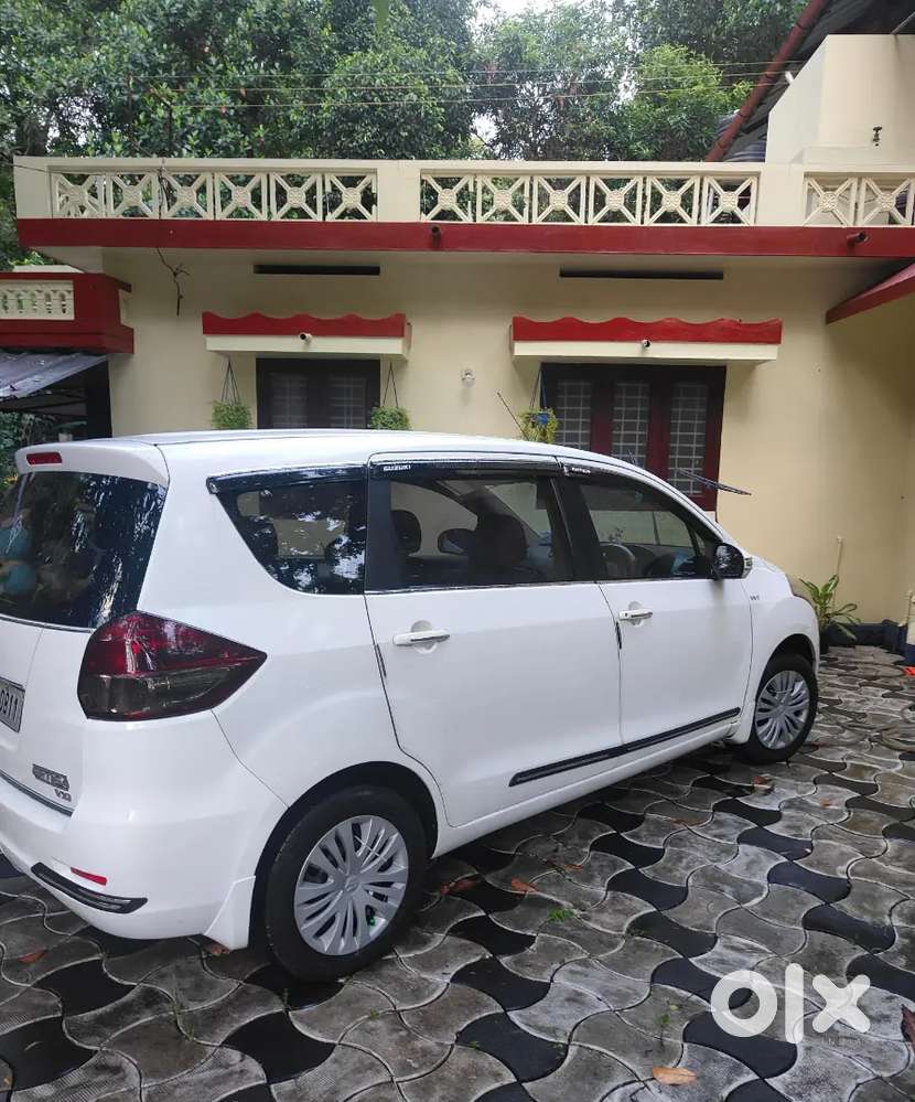Maruti Suzuki Ertiga 2013