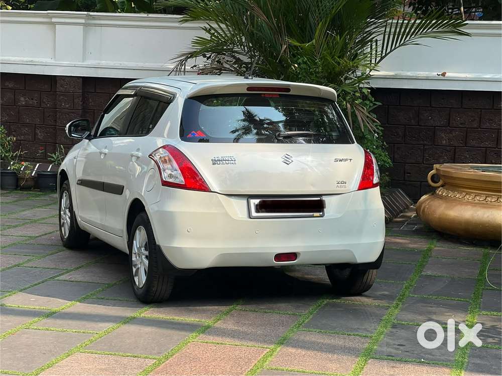 Maruti Suzuki Swift Zdi, 2012, Diesel