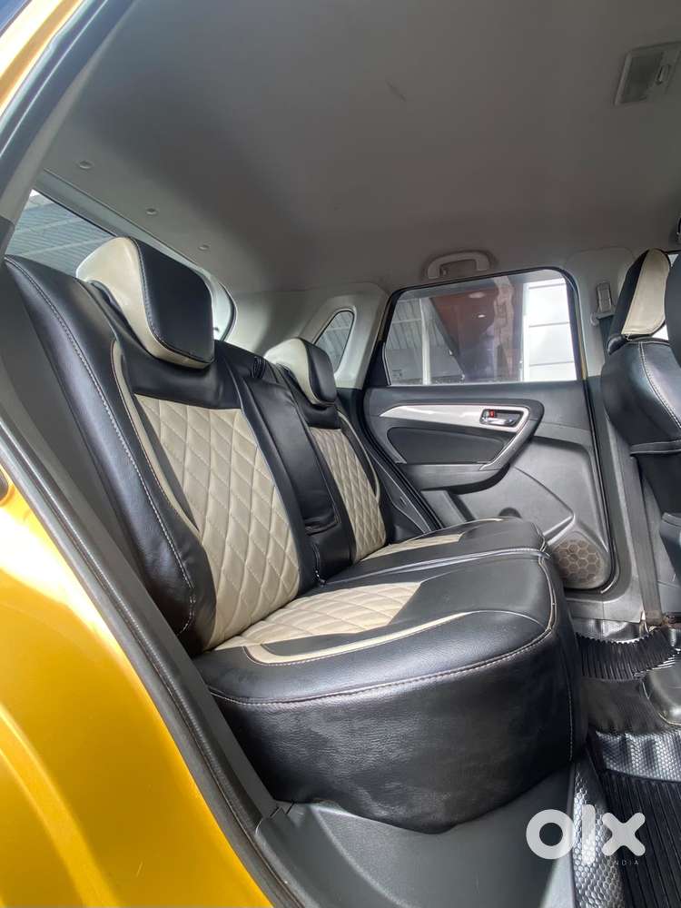 Maruti Suzuki Vitara Brezza Zdi+ Dual Tone Mt, 2016, Diesel