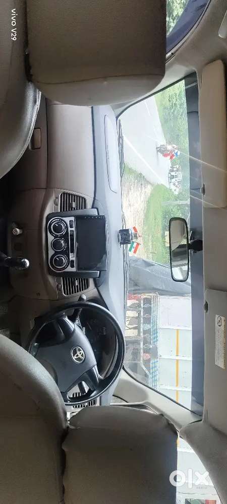 Toyota Innova 2015 Diesel Well Maintained