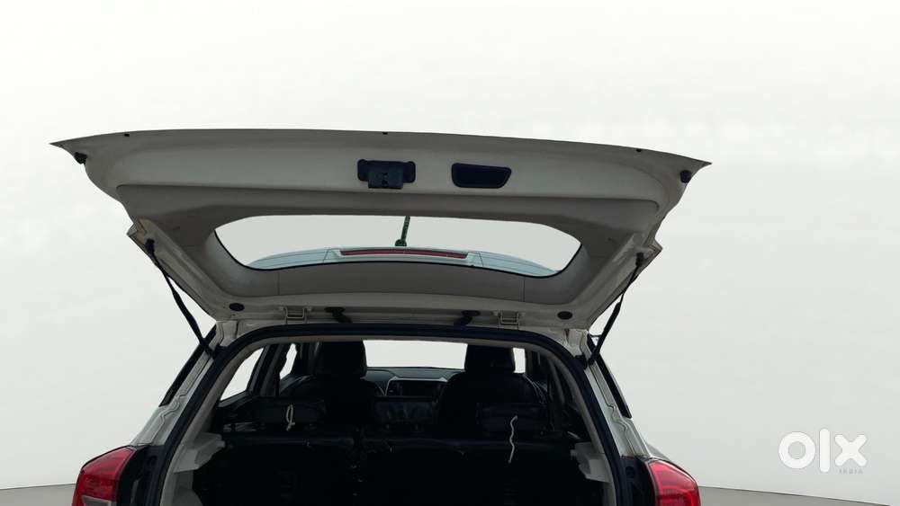 Mahindra Xuv300 W8, 2021, Petrol