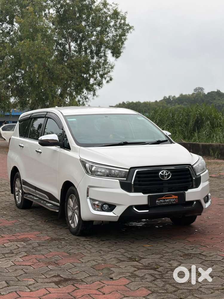 Toyota Innova Crysta 2.4 G Mt 8s, 2019, Diesel