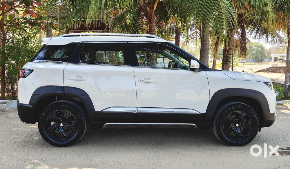 Maruti Suzuki Brezza 1.5 Zxi Plus Smart Hybrid, 2022, Petrol