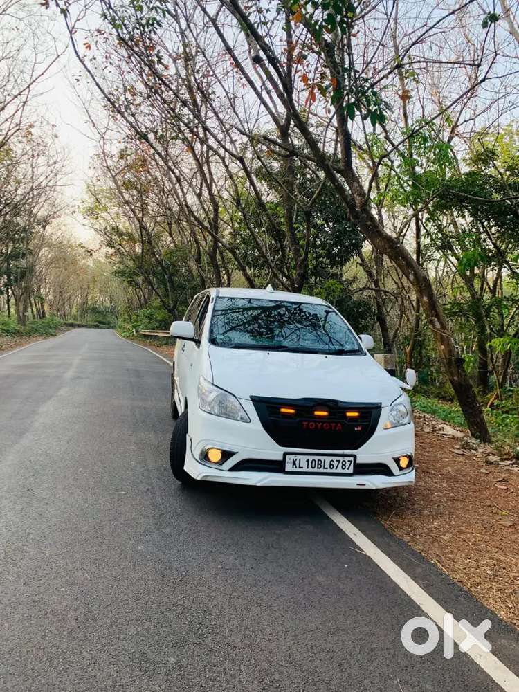 Toyota Innova 2010 Diesel 190000 Km Driven