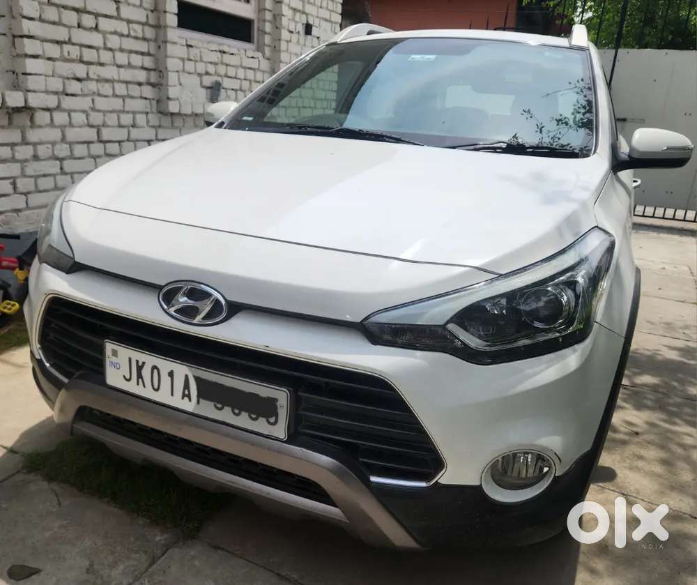 Hyundai I20 Active 2018 Petrol 46000 Km Driven.