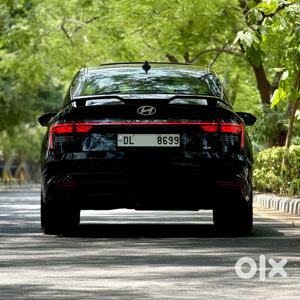 Hyundai Verna 1.5 Sx Ivt, 2024, Petrol
