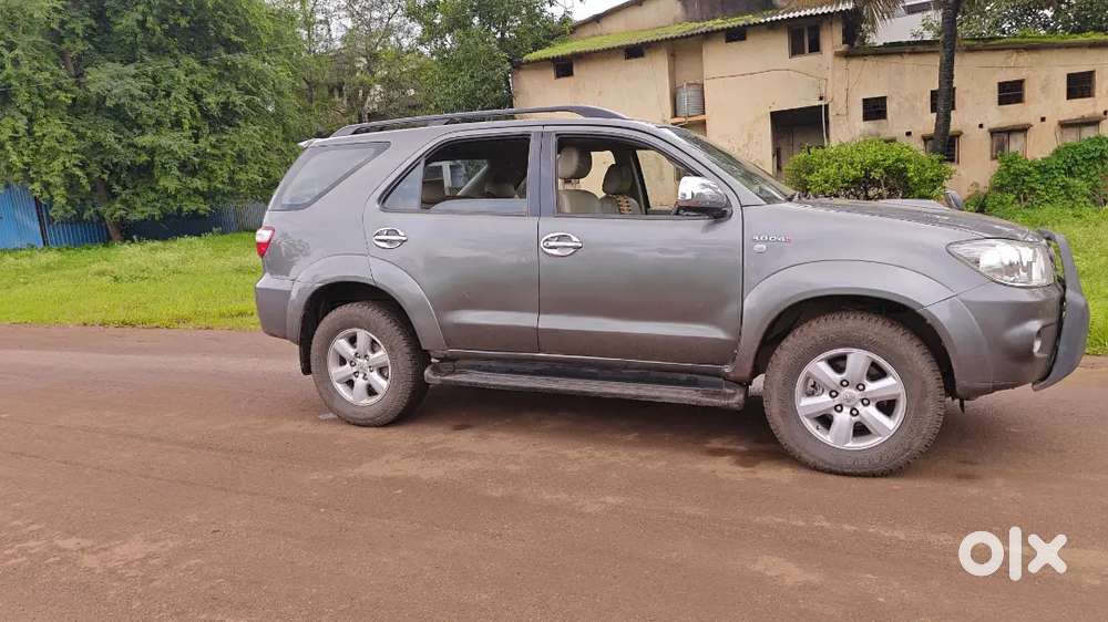 Toyota Fortuner 2011 Diesel