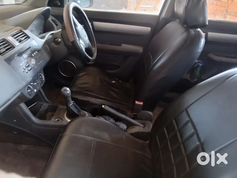 2010 मॉडल है 2 माई 2030 तक वैलिड है