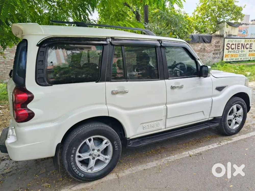 Mahindra Scorpio Classic S9 2019 Diesel 97000 Km Driven