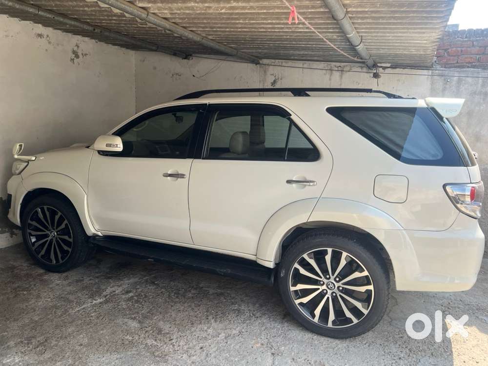 Toyota Fortuner Diesel 2013
