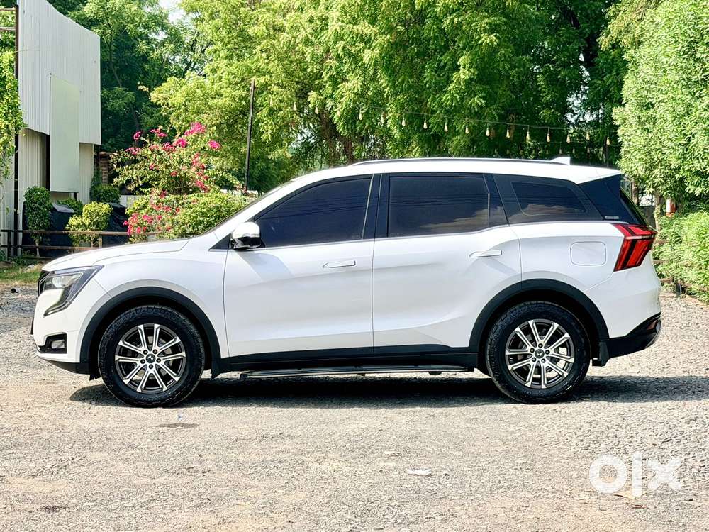 Mahindra Xuv700 2.2 Ax 7 Diesel At Luxury Pack Str, 2023, Diesel