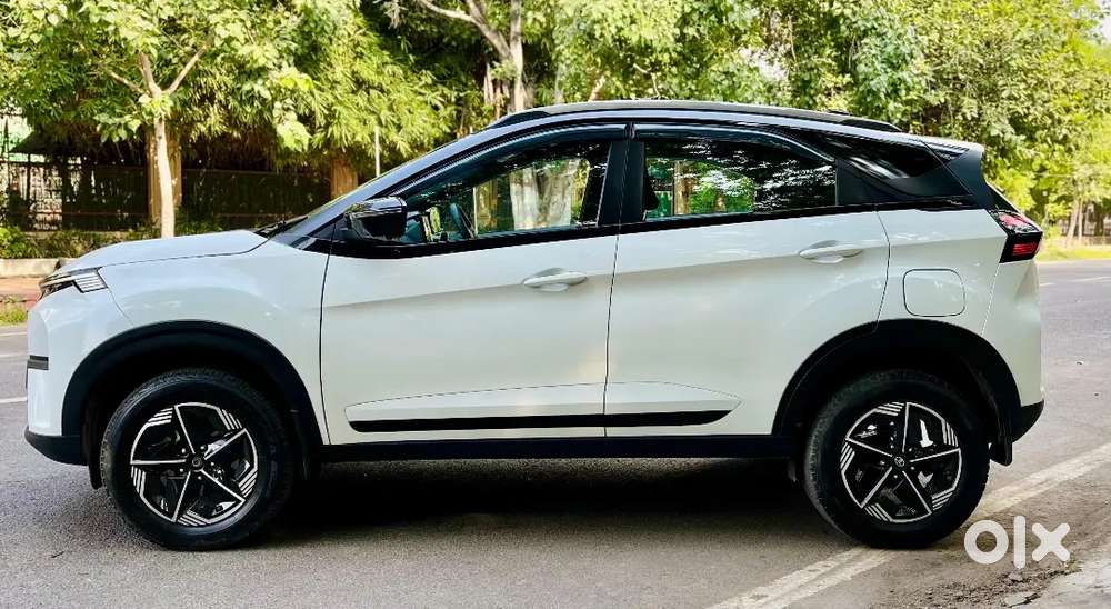Tata Nexon 2024 Petrol 32000 Km Driven