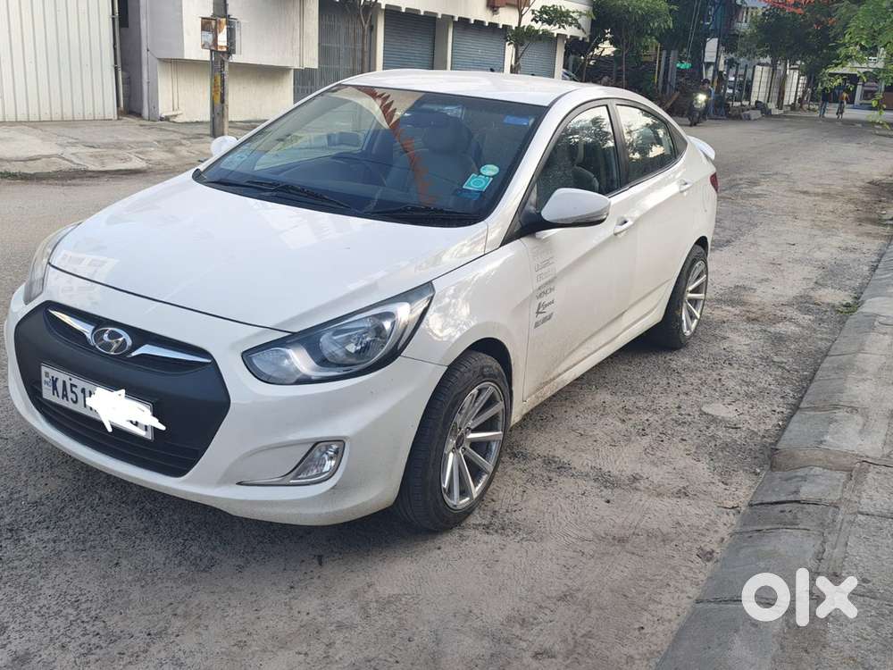 Hyundai Verna Petrol 2013