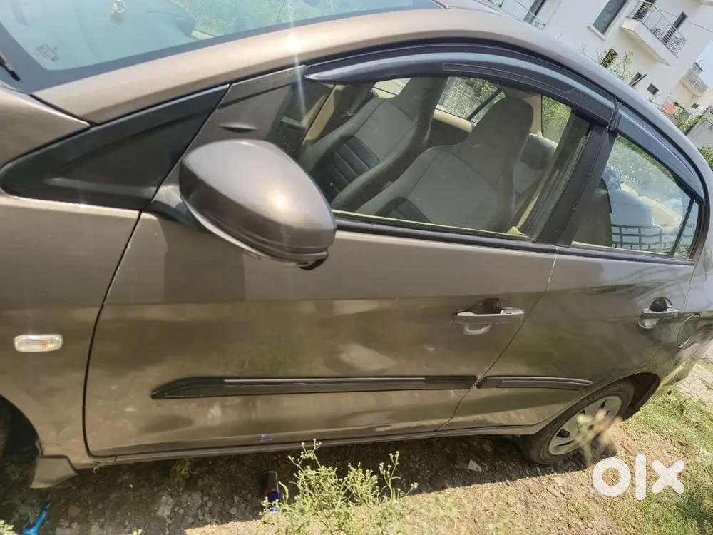 Honda Amaze 2015 Diesel Well Maintained