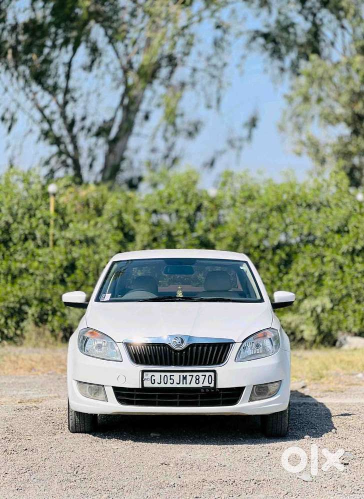 Skoda Rapid 2013-2016 1.5 Tdi At Ambition With Alloy Wheel, 2015, Di..
