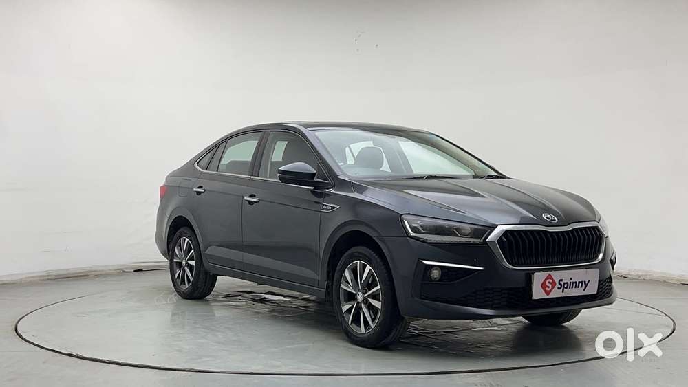 Skoda Slavia Style 1.0l Tsi At, 2023, Petrol