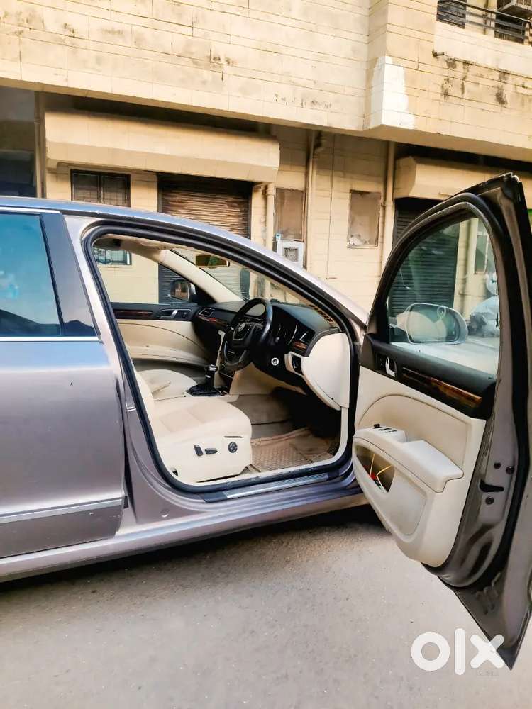 Skoda Superb Sportline 2011