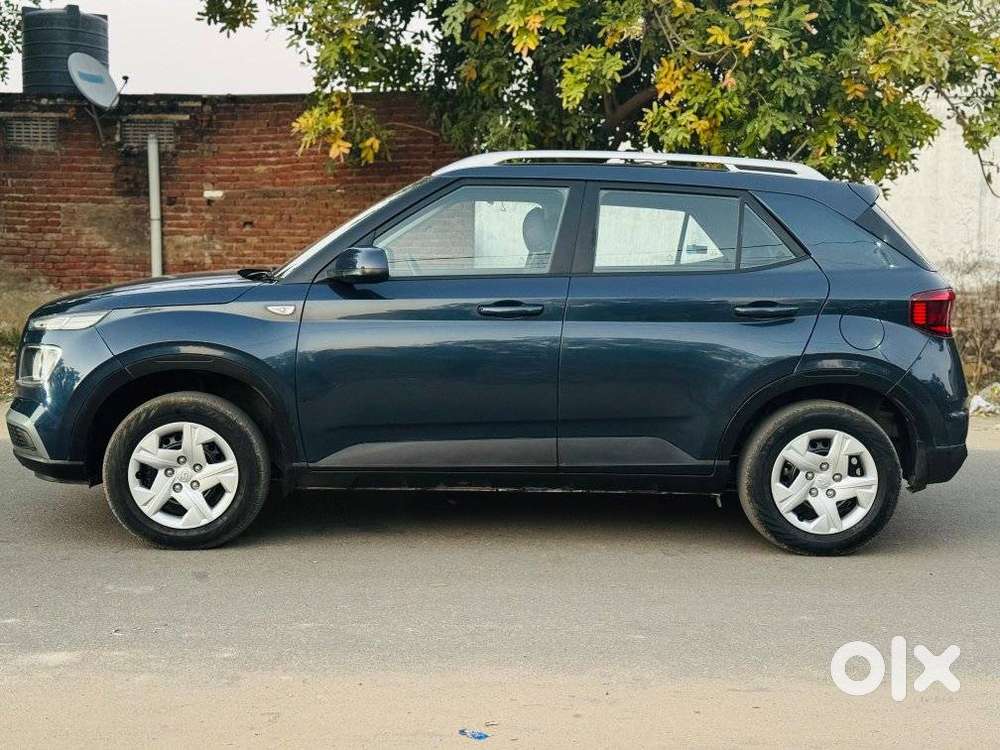 Hyundai Venue, 2021, Cng & Hybrids