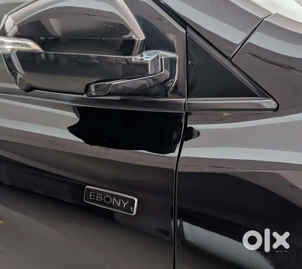 Mahindra Xuv700 2025 Diesel 7 Str Panaromic Sunroof Ventilated Seats
