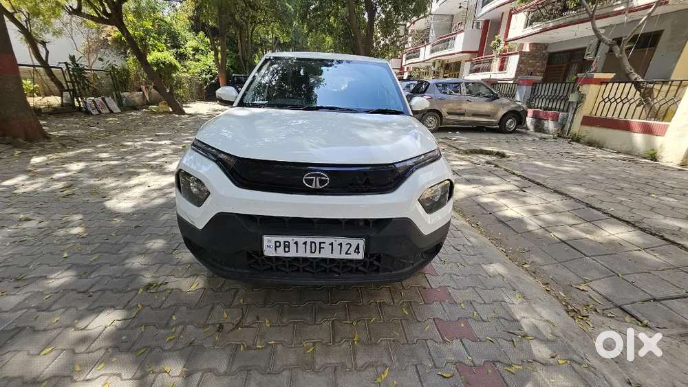 Tata Punch Automatic 2023 28k Driven Well Maintained Adventure Amt