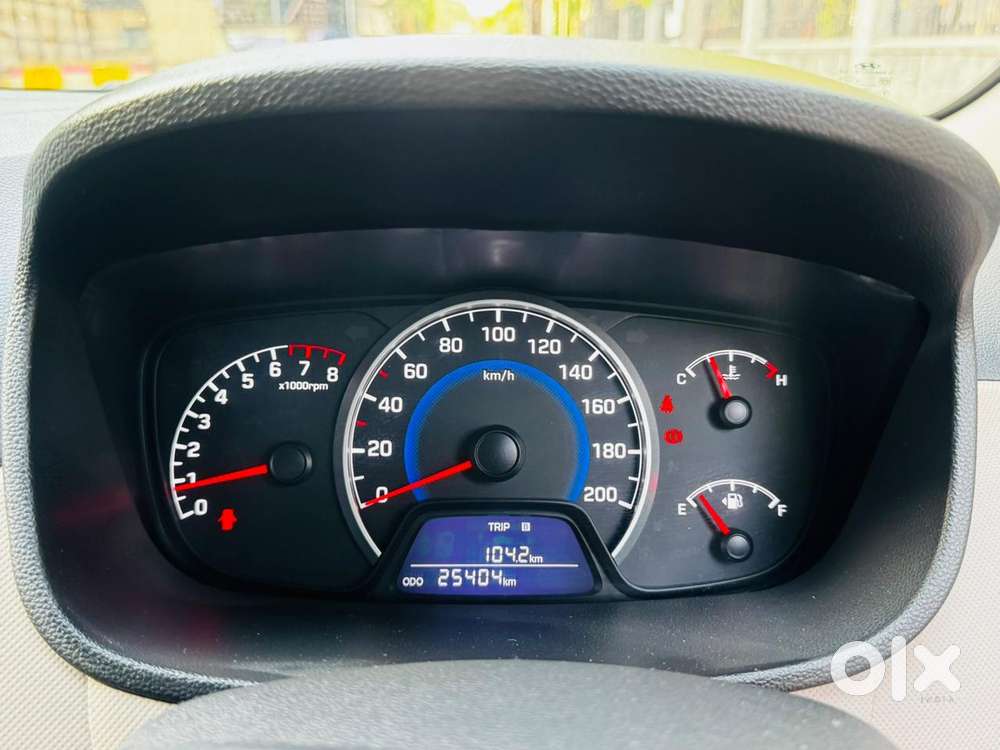 Hyundai Grand I10 Sportz O 1.2, 2017, Petrol