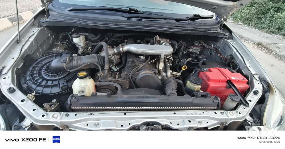 Toyota Innova 2.5 V 8 Str, 2014, Diesel
