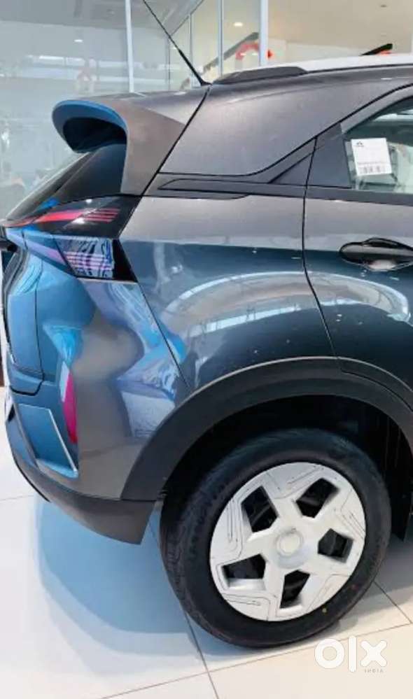 Tata Nexon Smart Plus 2025