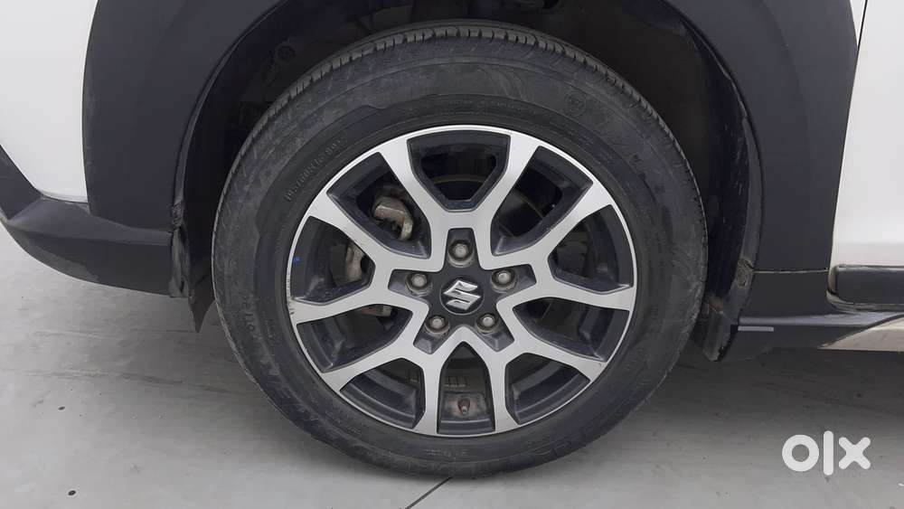Maruti Suzuki Xl6 1.5 Zeta Mt, 2022, Petrol