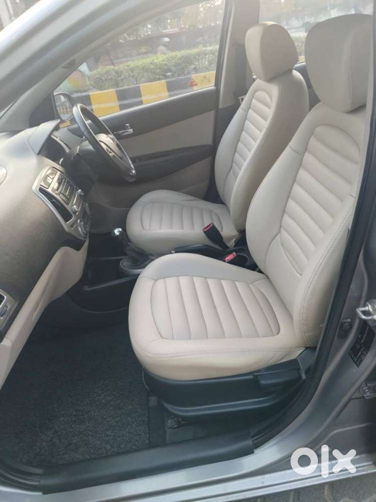 Hyundai I20 Sportz 1.2 Bs-iv, 2012, Petrol