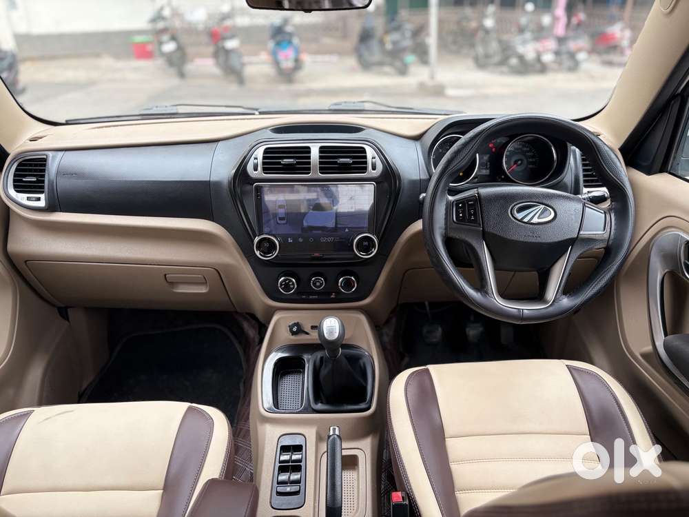 Mahindra Tuv 300 T10, 2020, Diesel